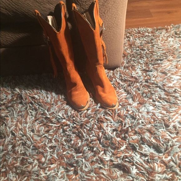 ❌Sold❌Cowgirl Boots - Picture 3 of 6